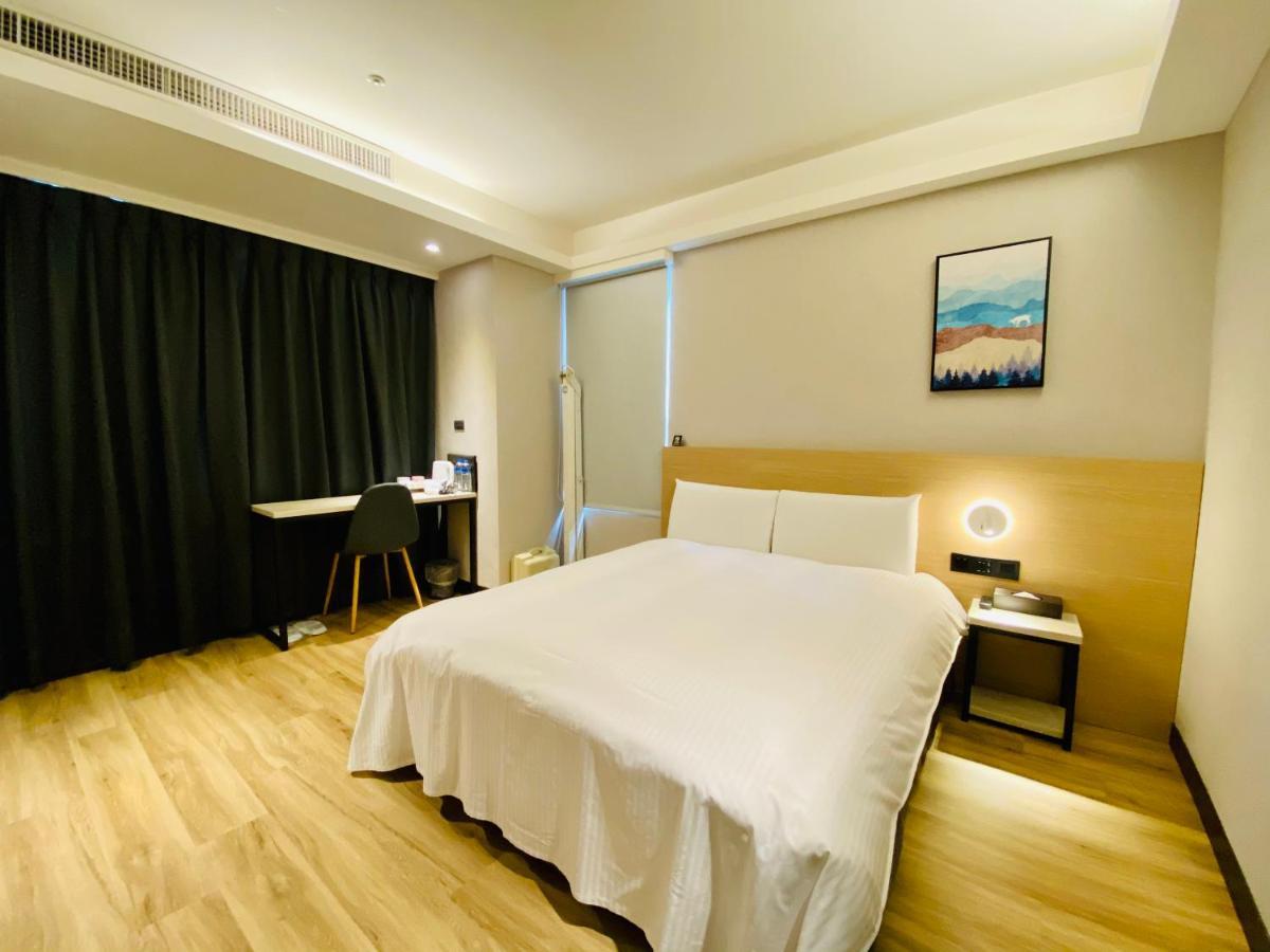 Hub Songshan * Taipei